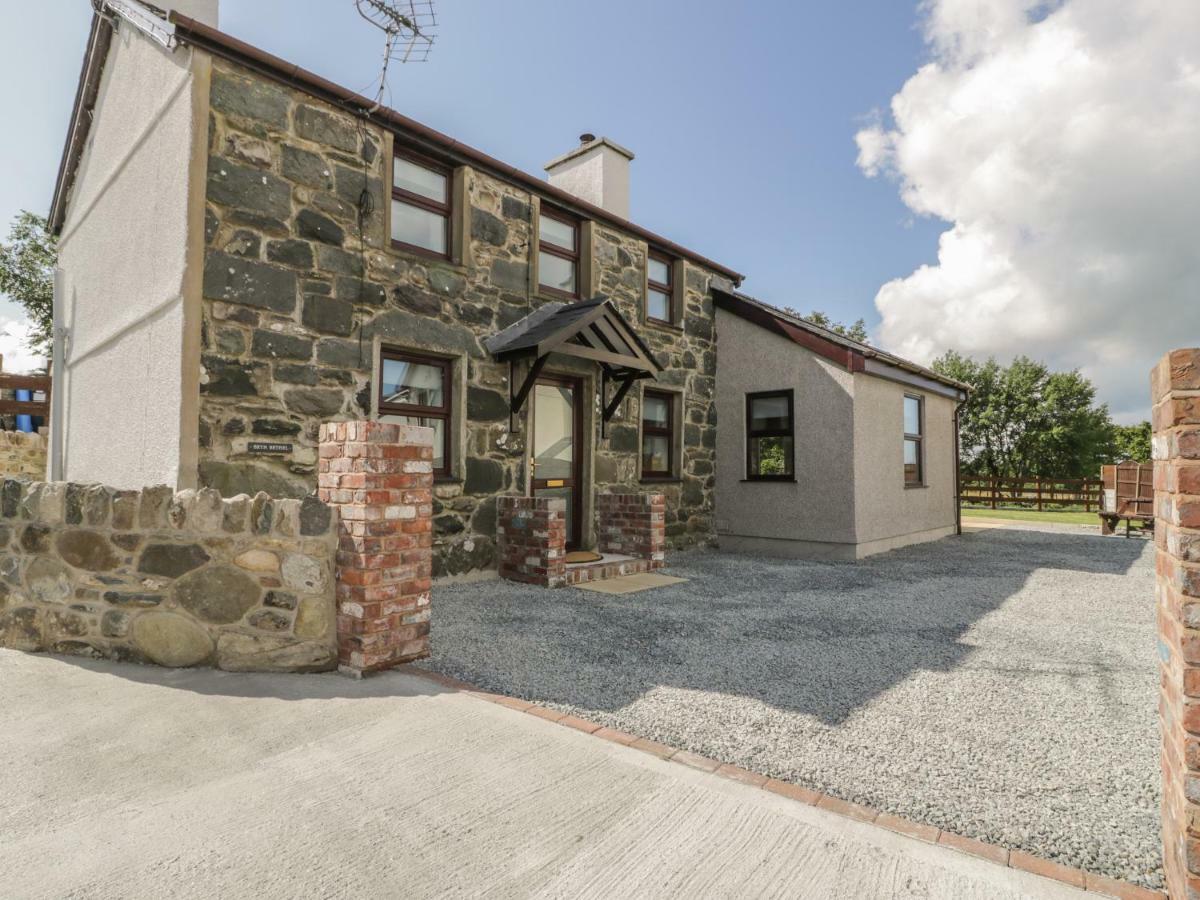 Bryn Bethel Villa Карнарфон Екстериор снимка